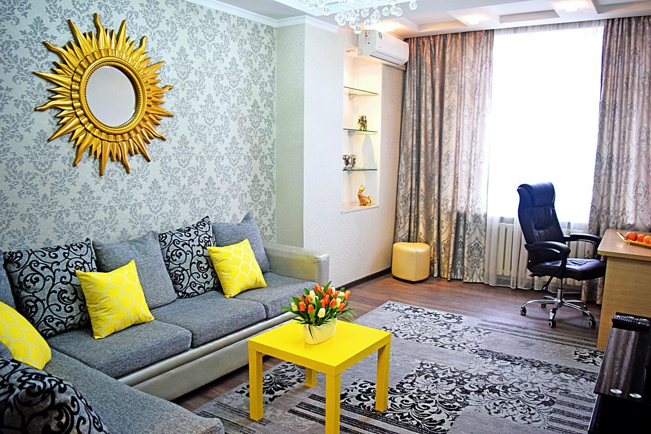 Maximus Apartament Bisjkek Eksteriør bilde
